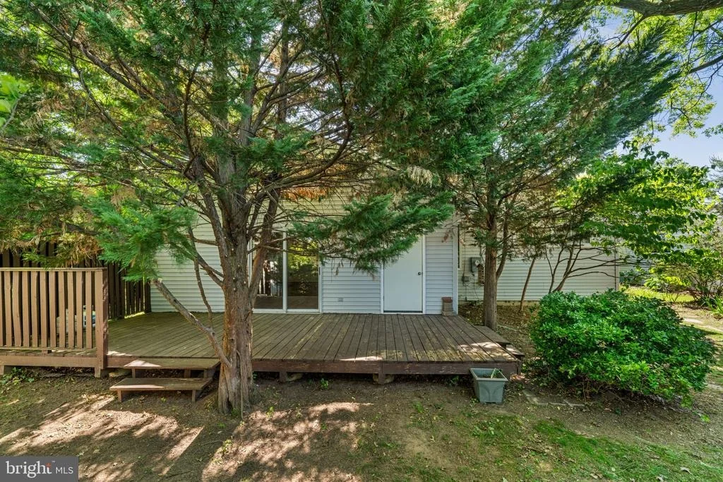 Photo of 7512 FAR HILLS DRIVE