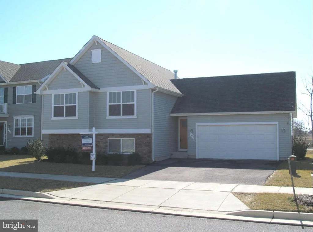 Photo of 308 JOHN PATRICK DRIVE