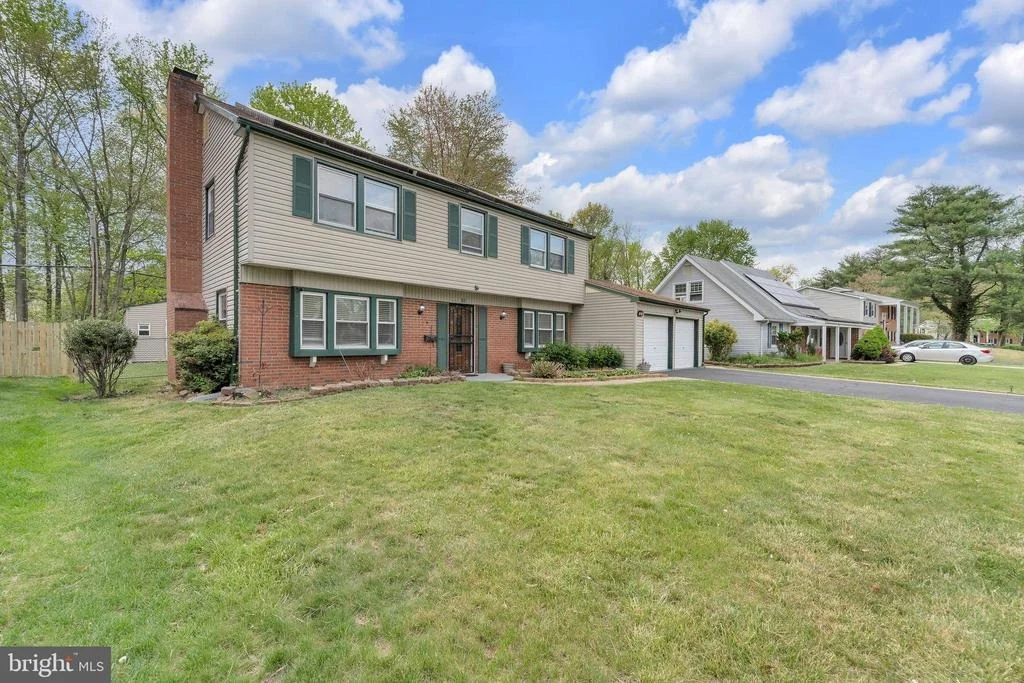 Photo of 13 NORTHAMPTON DRIVE