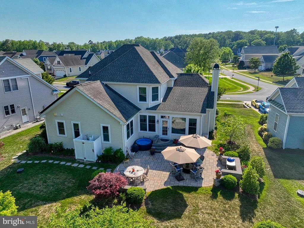 Photo of 20763 RODNEY DRIVE