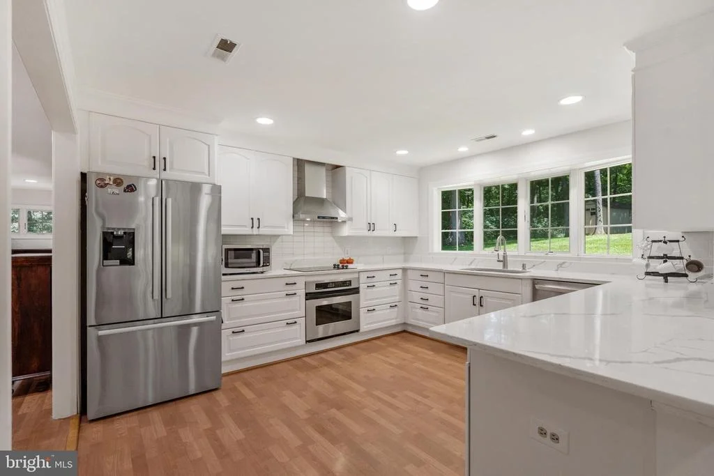 Photo of 10418 ADEL ROAD
