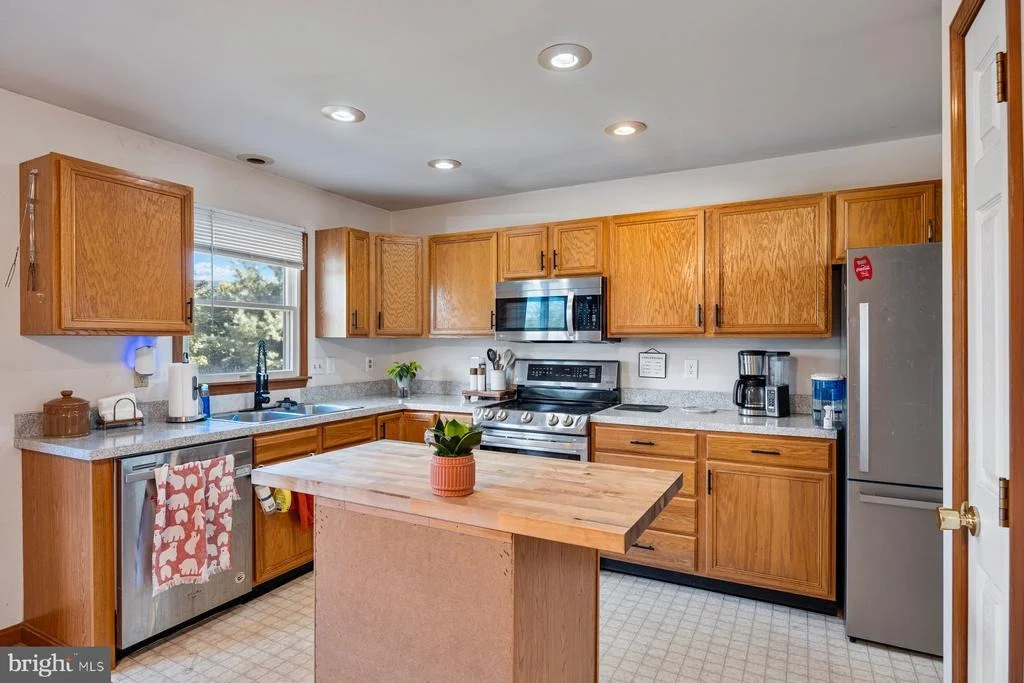 Photo of 65 BYRON DRIVE