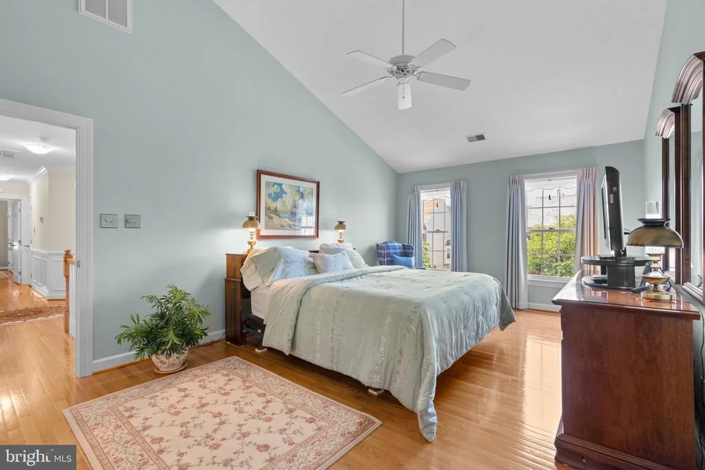 Photo of 17705 GLOBE THEATRE DRIVE
