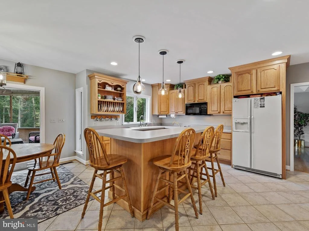 Photo of 8910 PRIMULA DRIVE