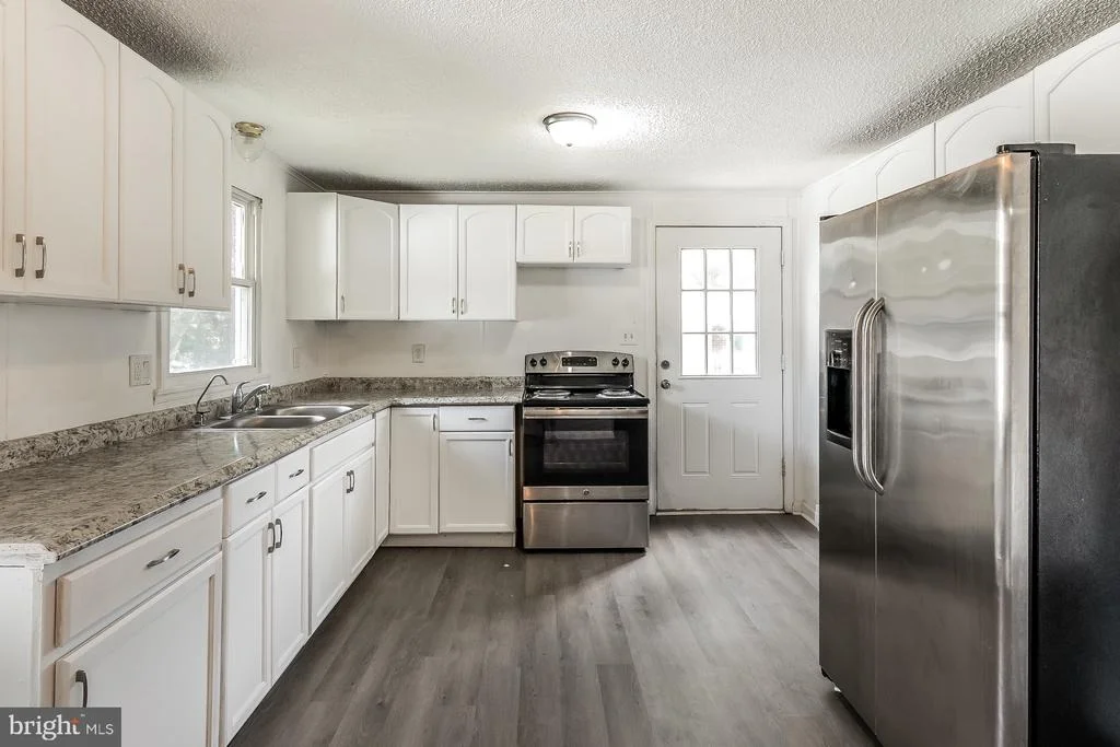 Photo of 107 LEE ROAD