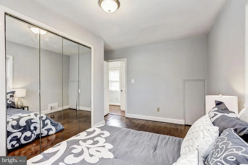 Photo of 403 E UNIVERSITY BOULEVARD