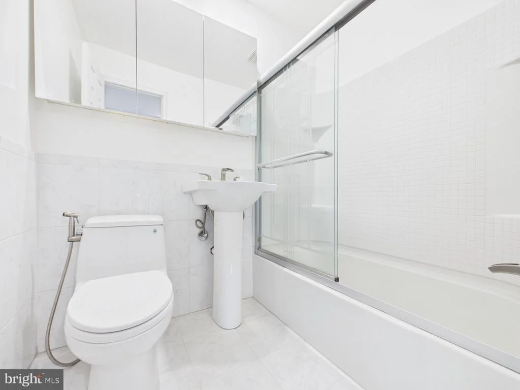 Photo of 5512 KATHLEEN PLACE