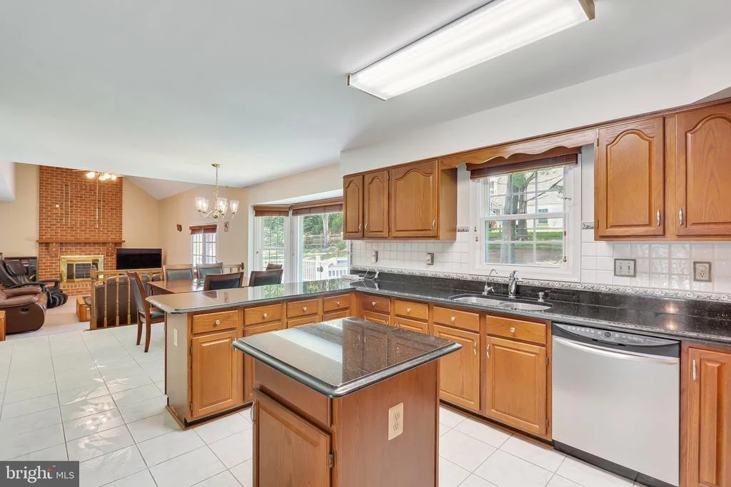 Photo of 19101 FOREST BROOK ROAD