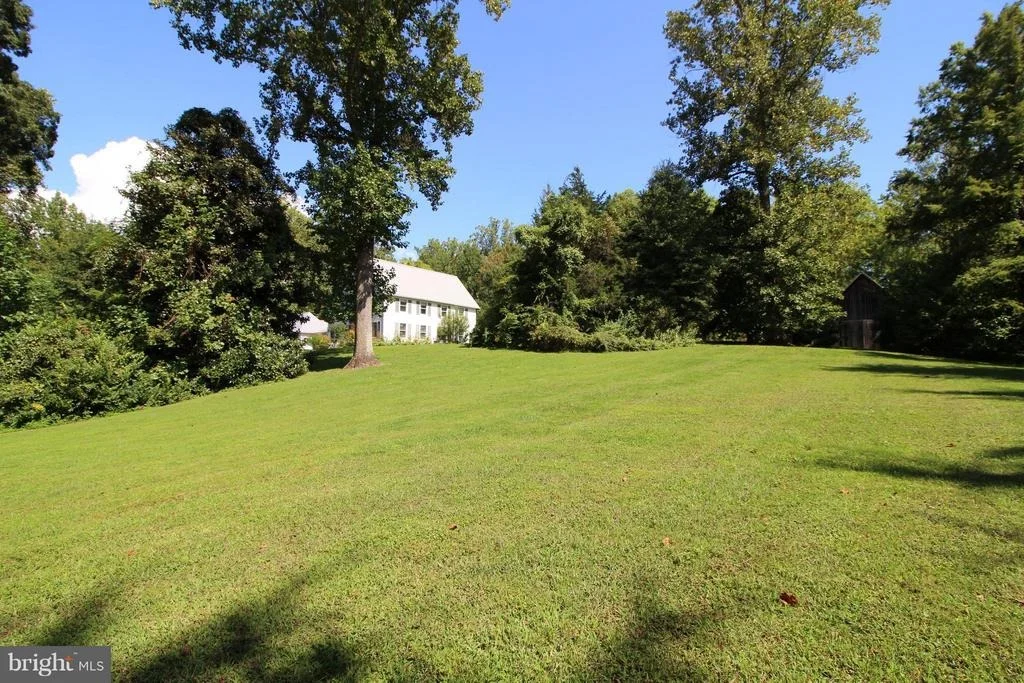 Photo of 220 LEITCH ROAD