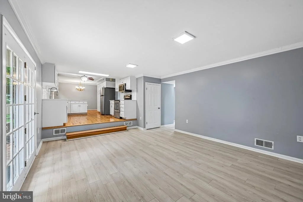 Photo of 3012 PEEBLES COURT