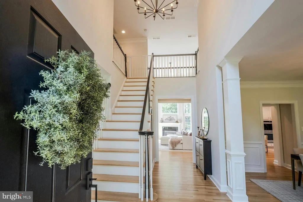 Photo of 17301 ROUNDMONT PLACE