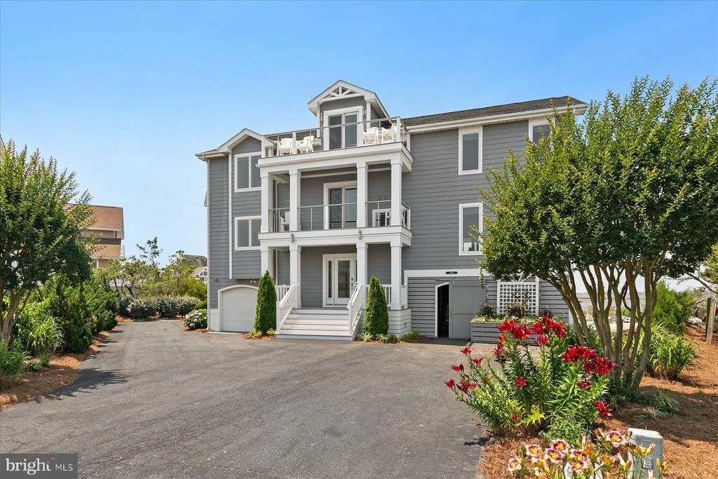 Photo of 40081 OCEANSIDE DRIVE