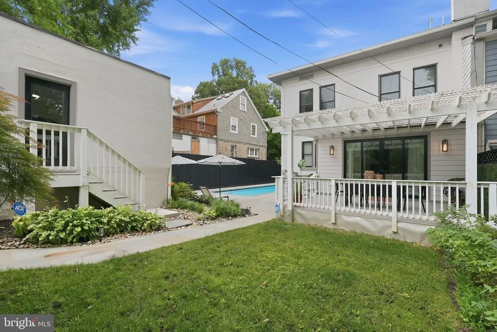 Photo of 2558 36TH STREET NW