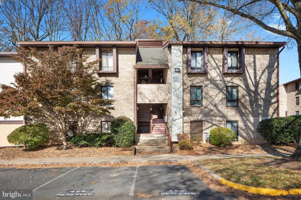 Photo of Unit 901B at 11650 STONEVIEW SQUARE