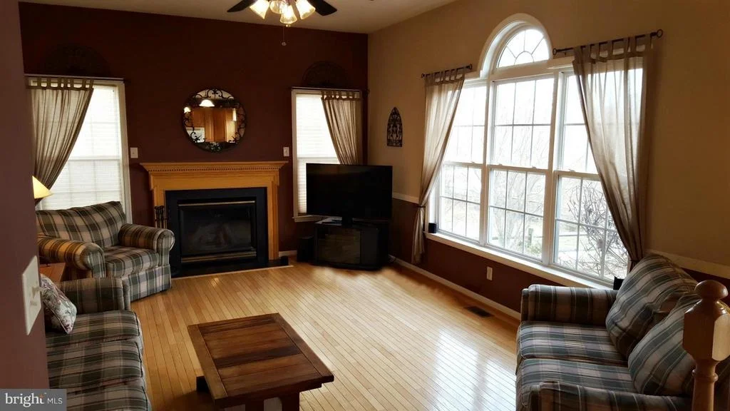 Photo of 1737 CASTLE ROCK ROAD
