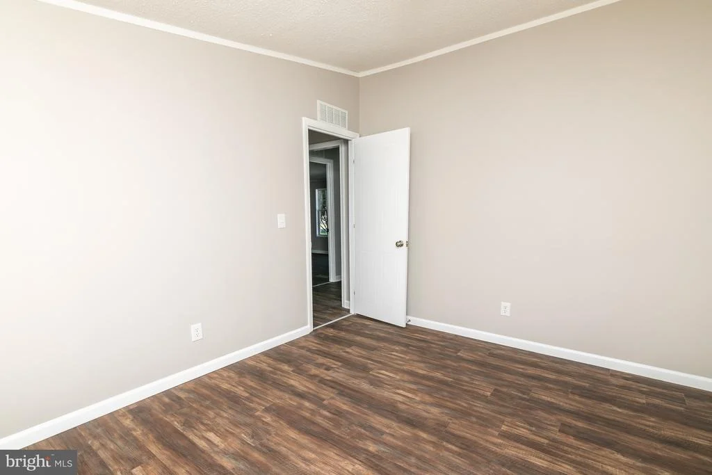 Photo of 21 JOHN B DRIVE