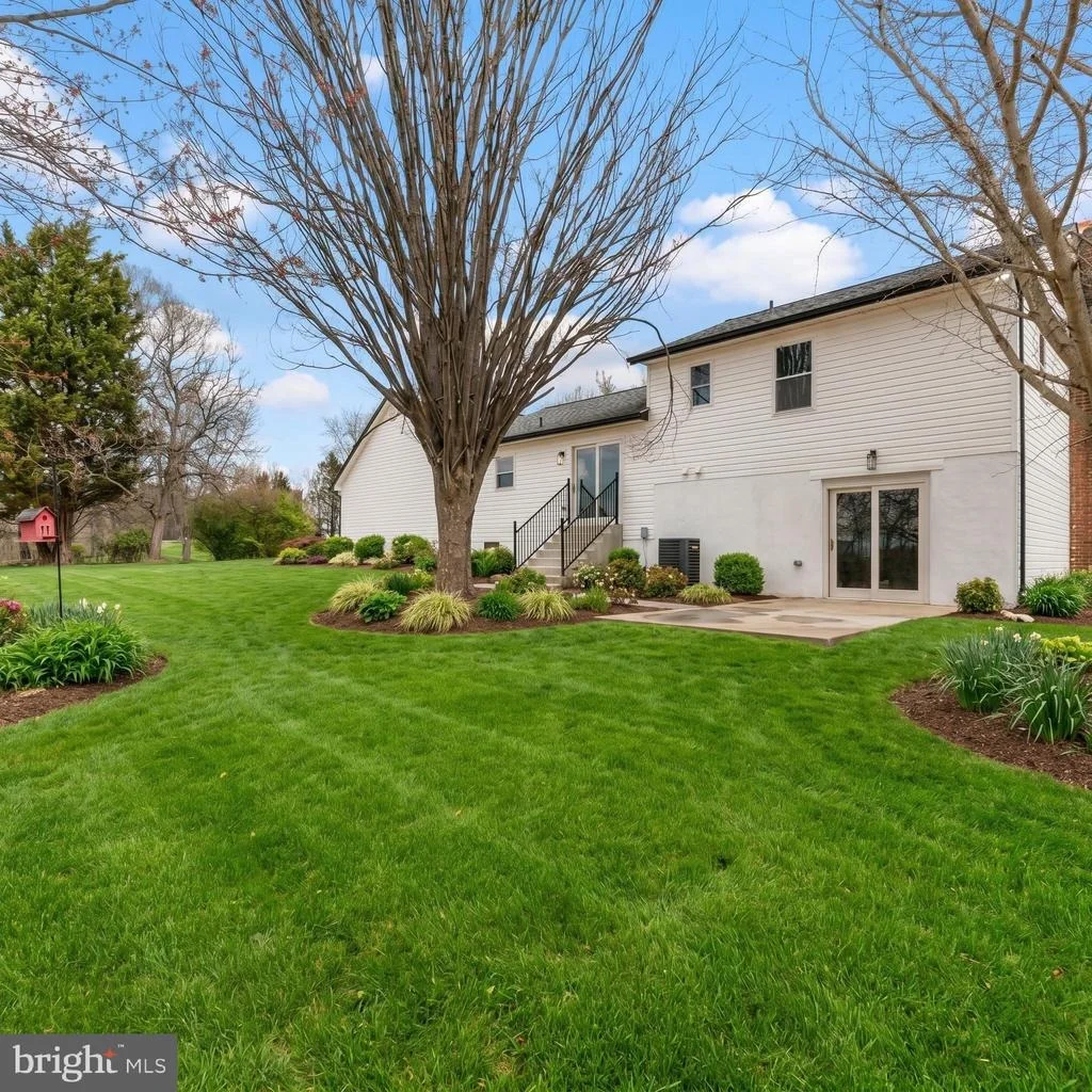 Photo of 3174 CARDINAL DRIVE
