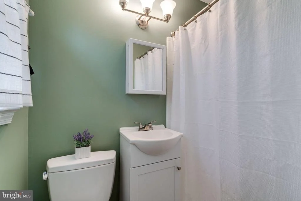 Photo of 6810 HUNTSMAN BOULEVARD