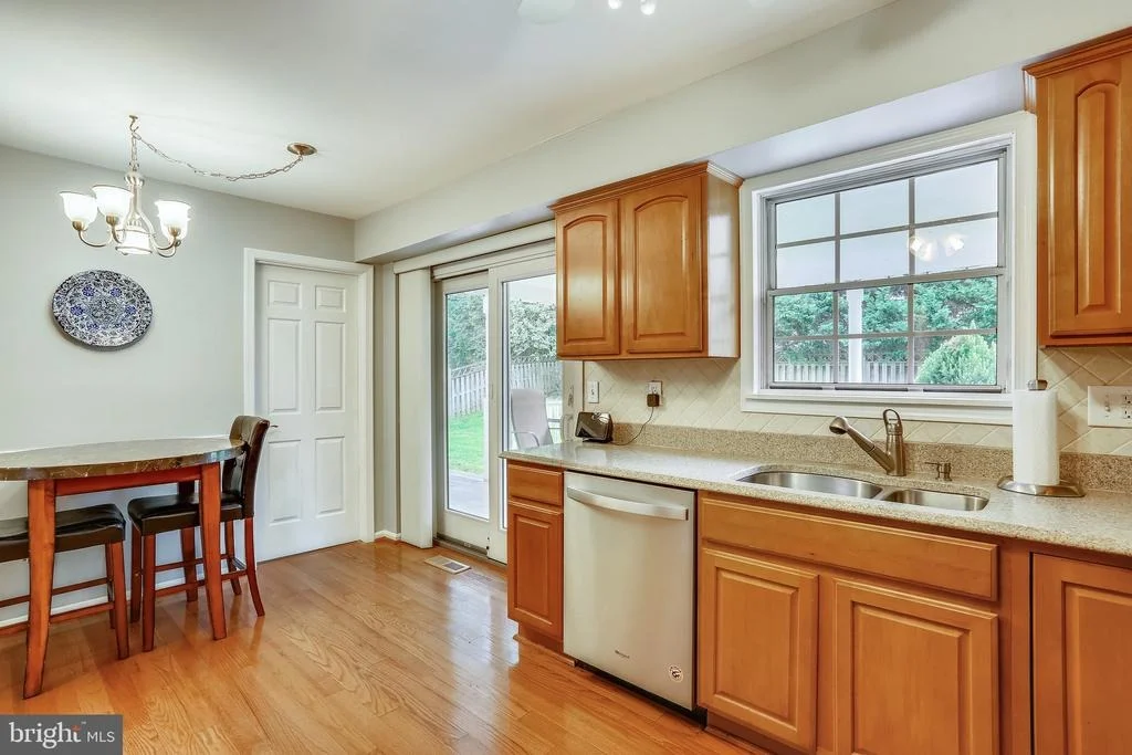 Photo of 912 POINTER RIDGE DRIVE