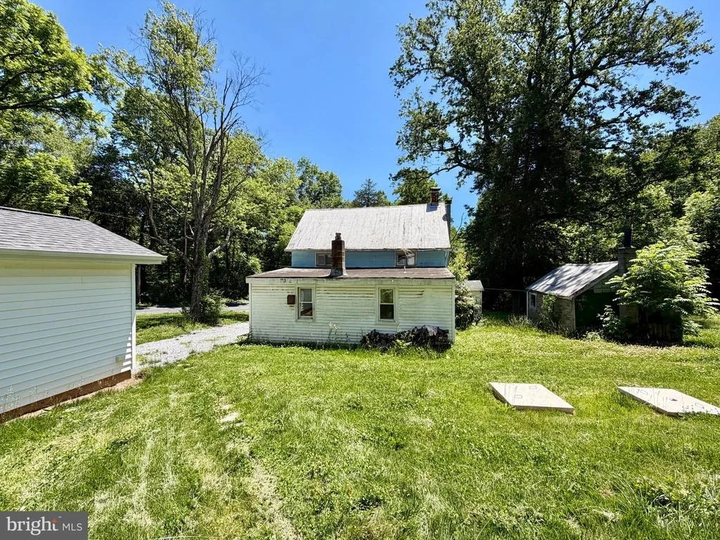 Photo of 10121 PUTMAN ROAD