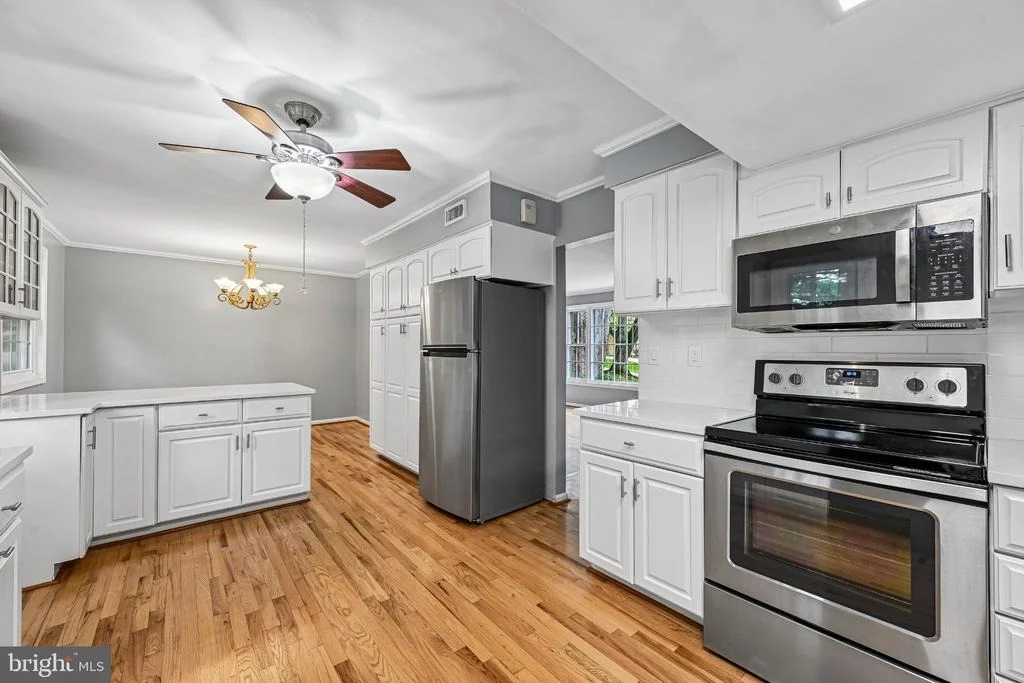 Photo of 3012 PEEBLES COURT