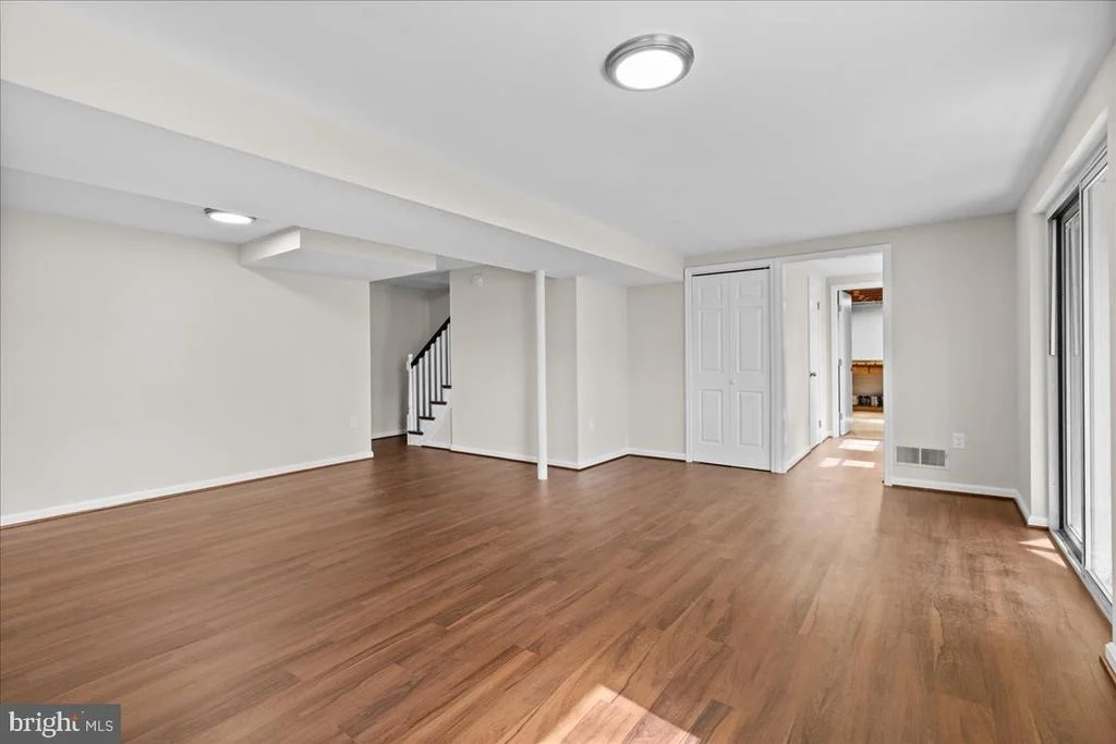 Photo of 5517 SOUTHAMPTON DRIVE