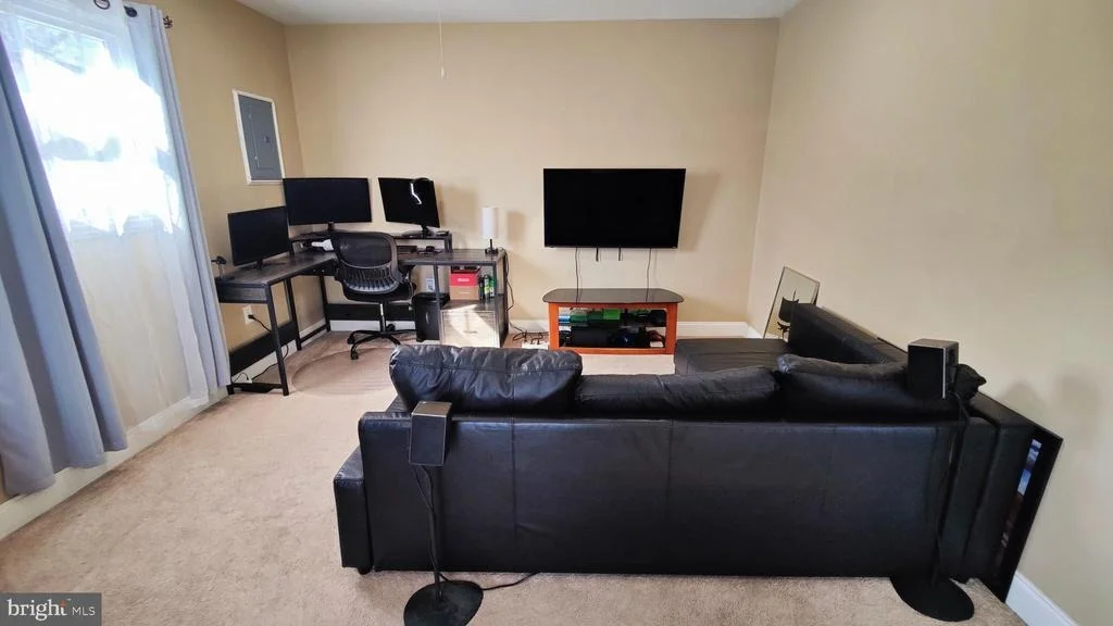 Photo of 146 GLENVIEW LANE