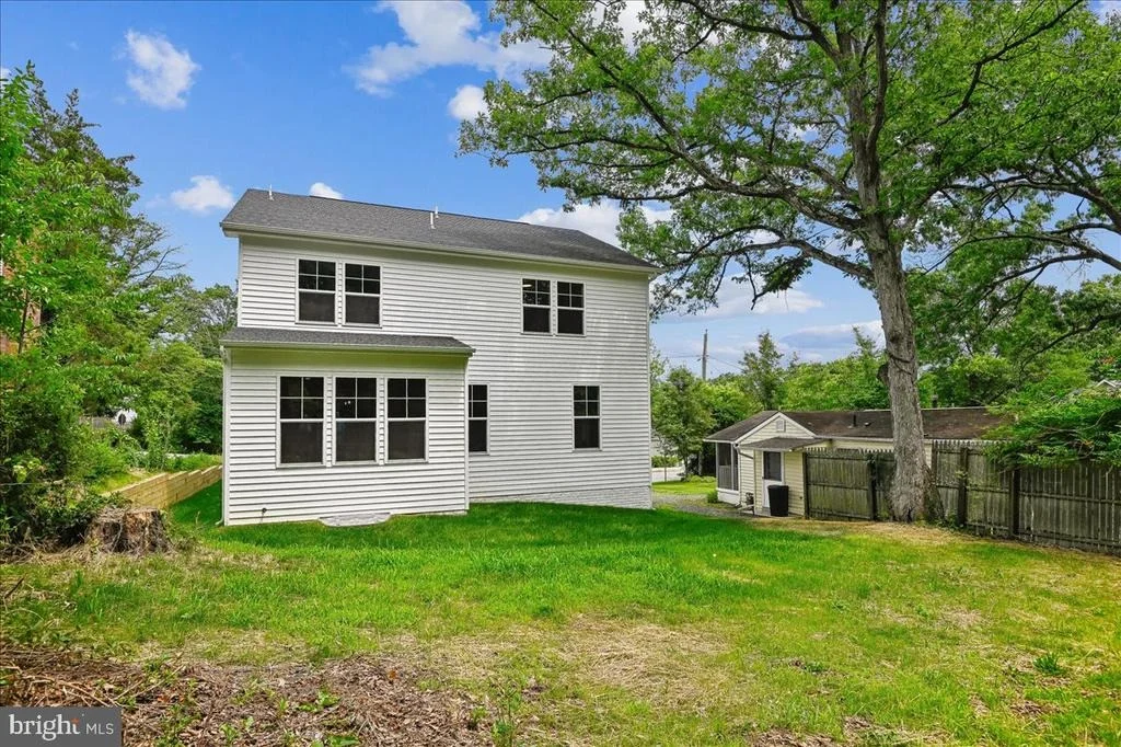 Photo of 9312 MADISON AVENUE