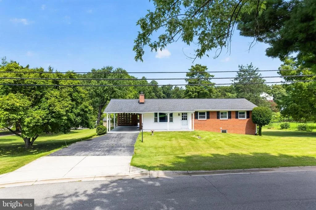 Photo of 6308 JULIE PLACE