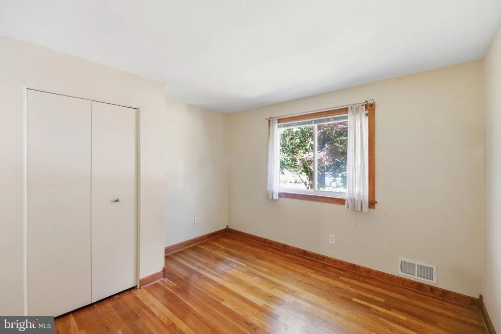 Photo of 12615 EASTBOURNE DRIVE