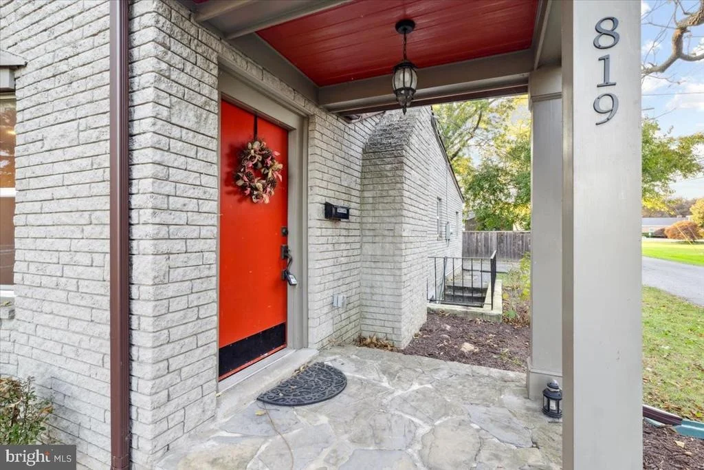 Photo of 819 TRAIL AVENUE