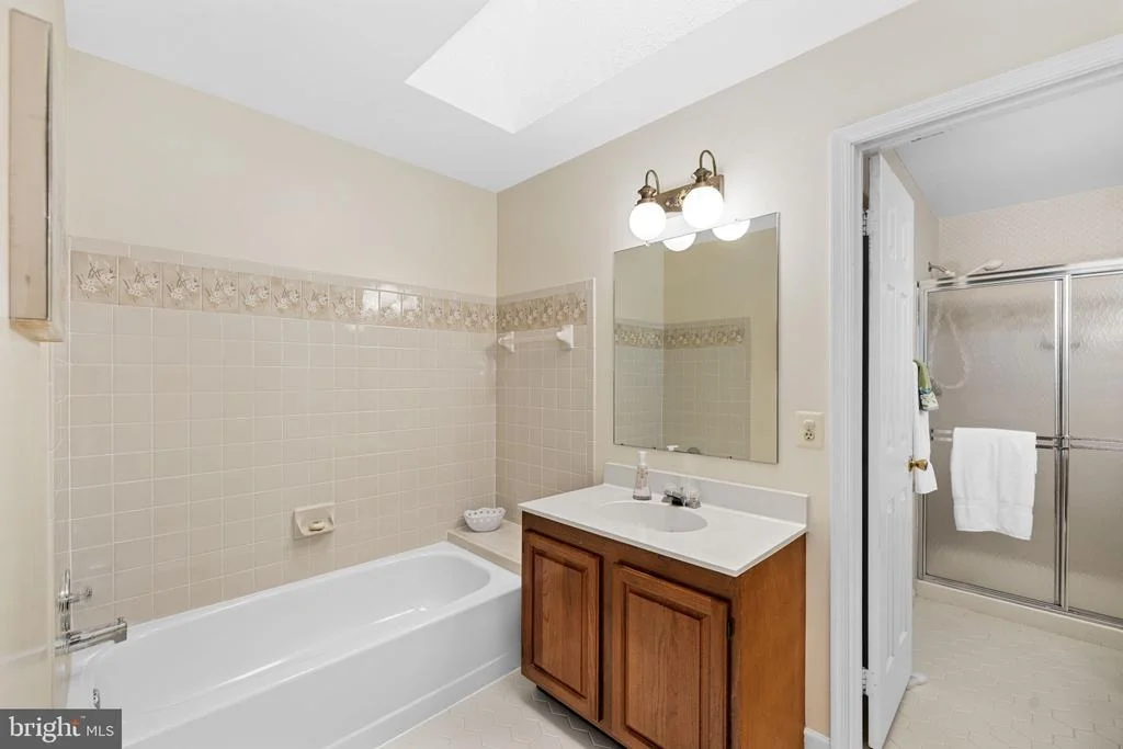 Photo of 9304 MAINSAIL DRIVE