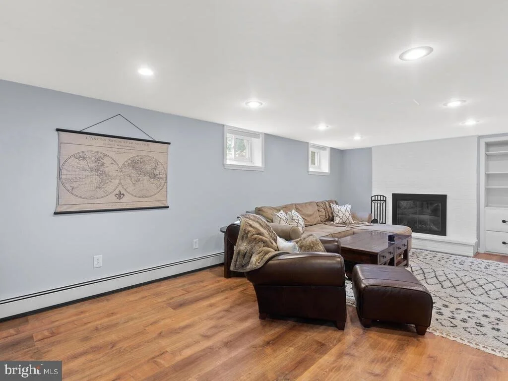 Photo of 7405 HILLTOP DRIVE