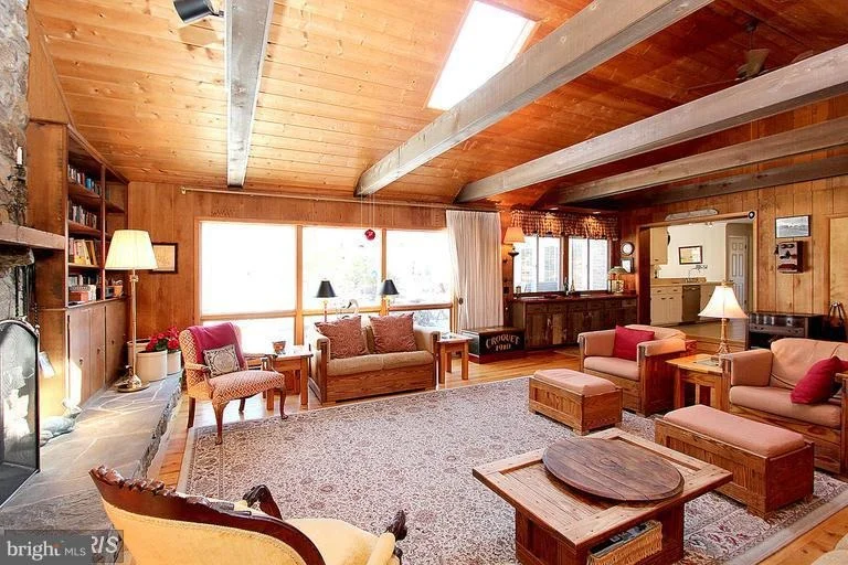 Photo of 9301 WARFIELD ROAD