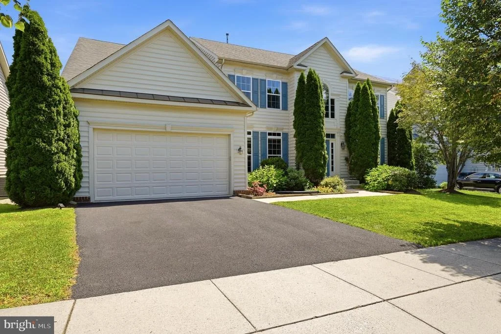 Photo of 1302 MOORE SPRING COURT