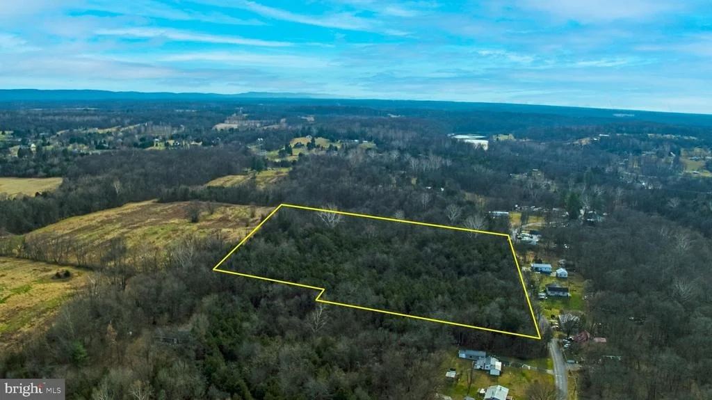 Photo of 8103 AVIS MILL ROAD