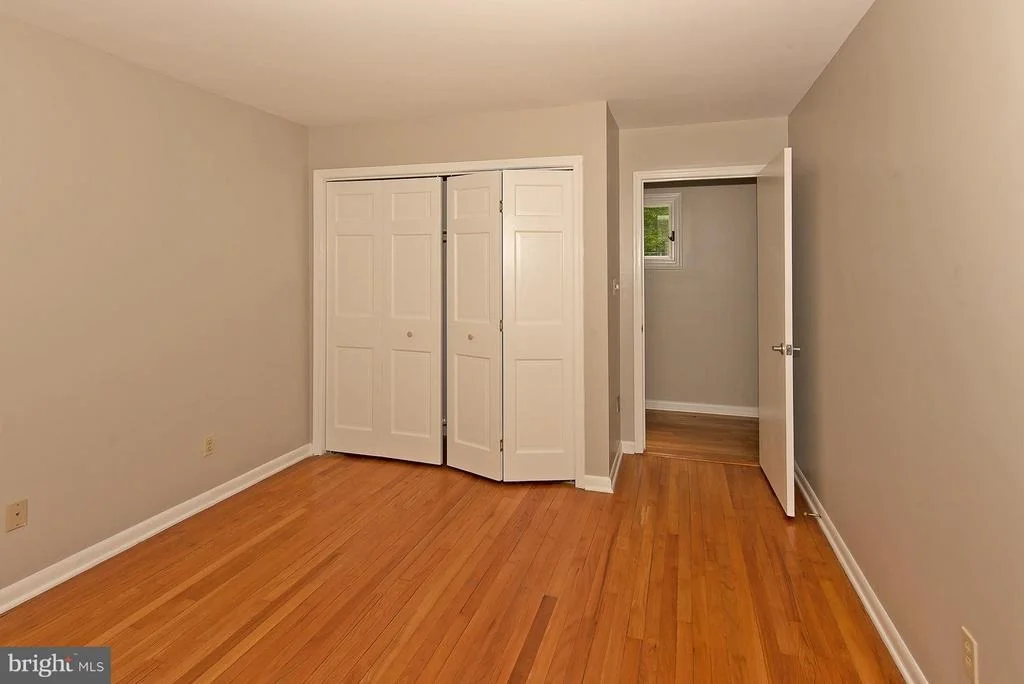 Photo of 7101 WOLF DEN ROAD