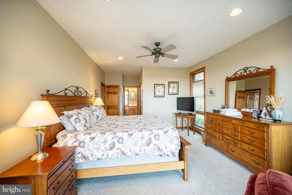 Photo of 110 HIGHLINE DRIVE