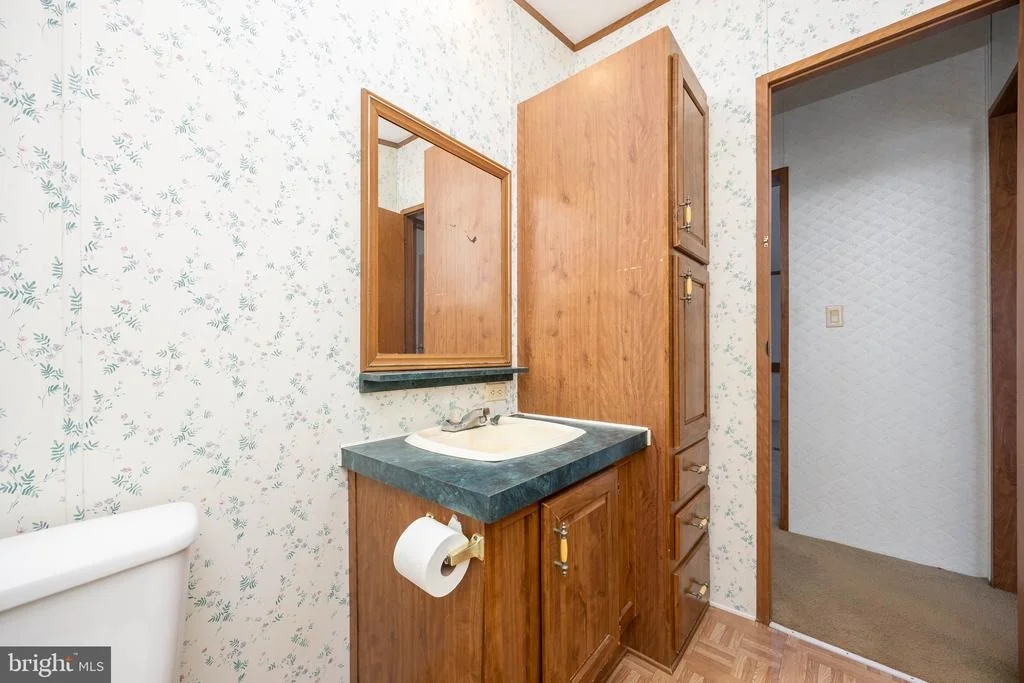 Photo of 22147 ROYAL OAK ROAD