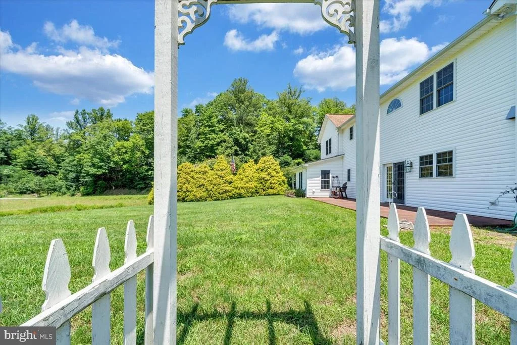 Photo of 2170 LONE IVY ROAD
