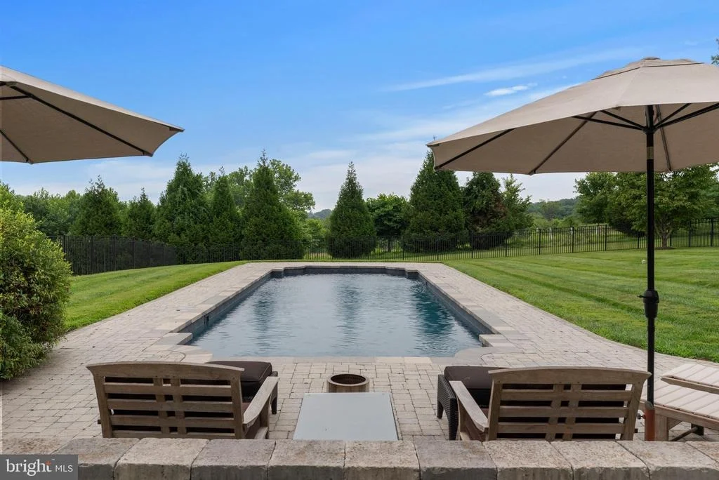 Photo of 14835 HUNTING WAY