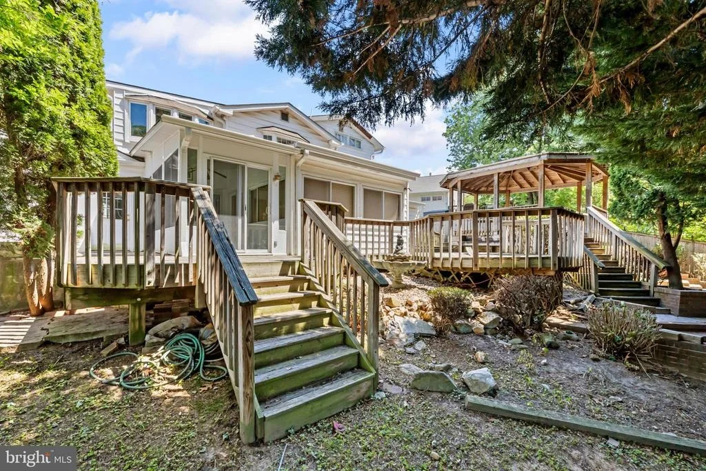 Photo of 409 HULL PLACE