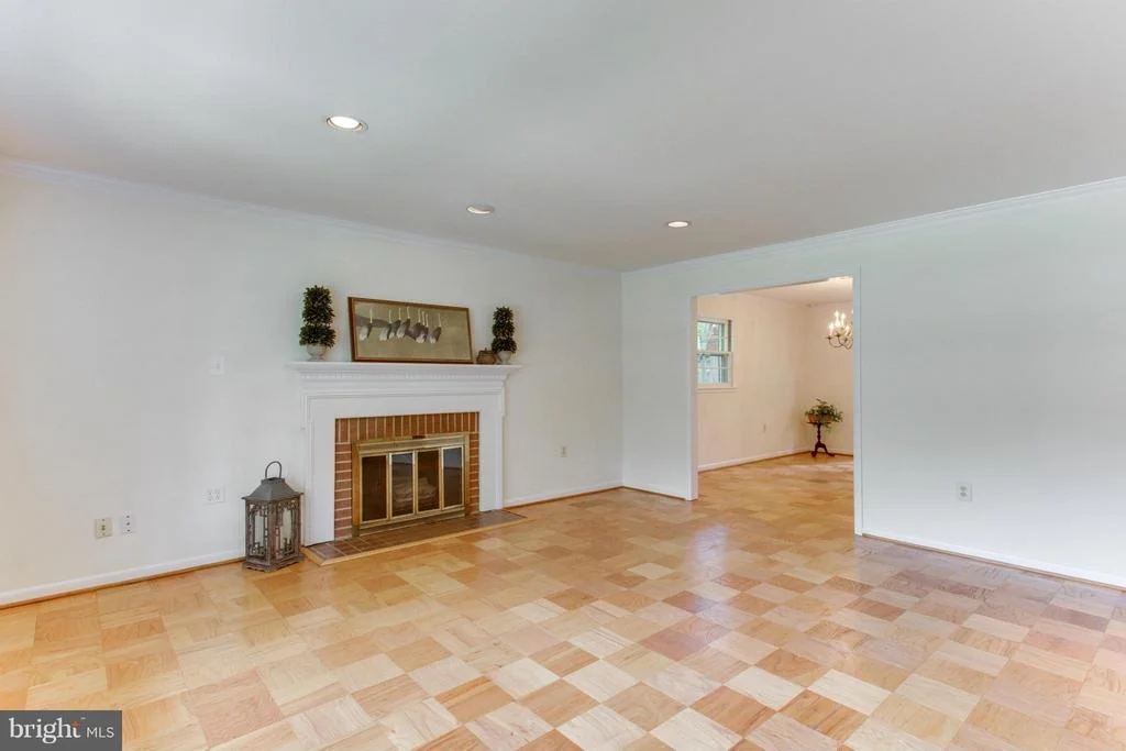 Photo of 7007 BRIGHT AVENUE