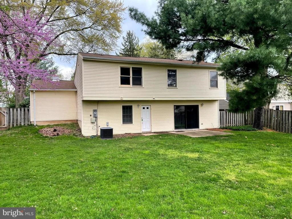 Photo of 1627 NATHAN LANE