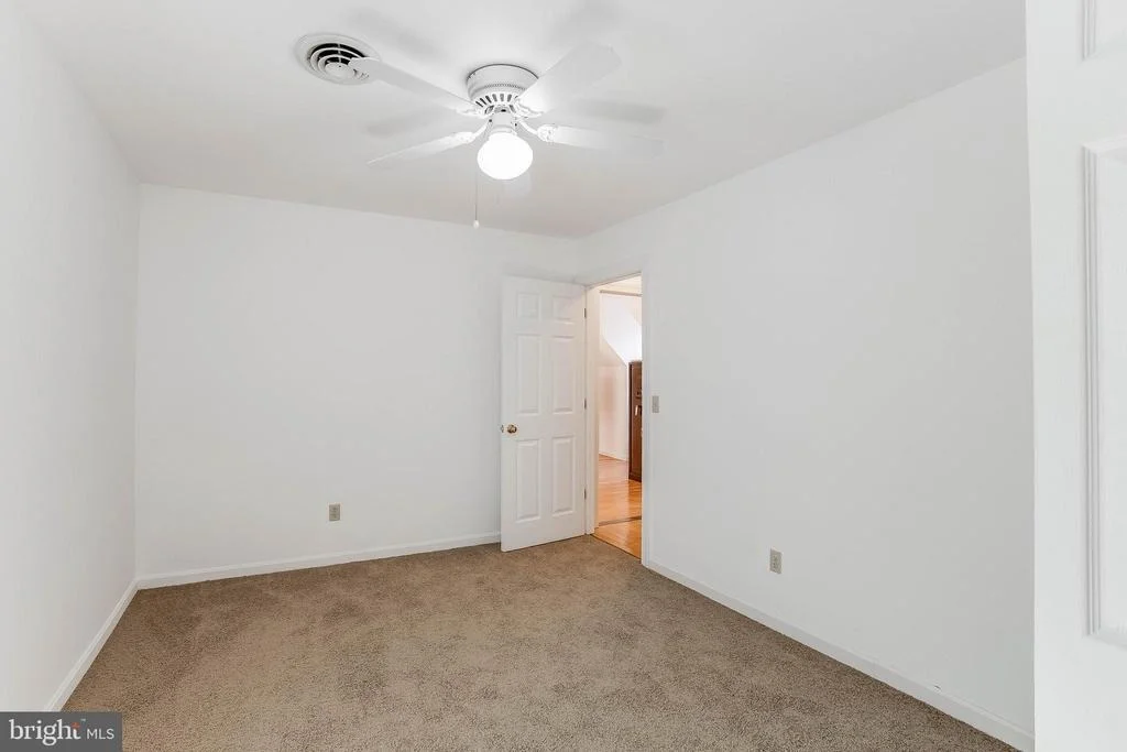 Photo of 28011 LINE ROAD