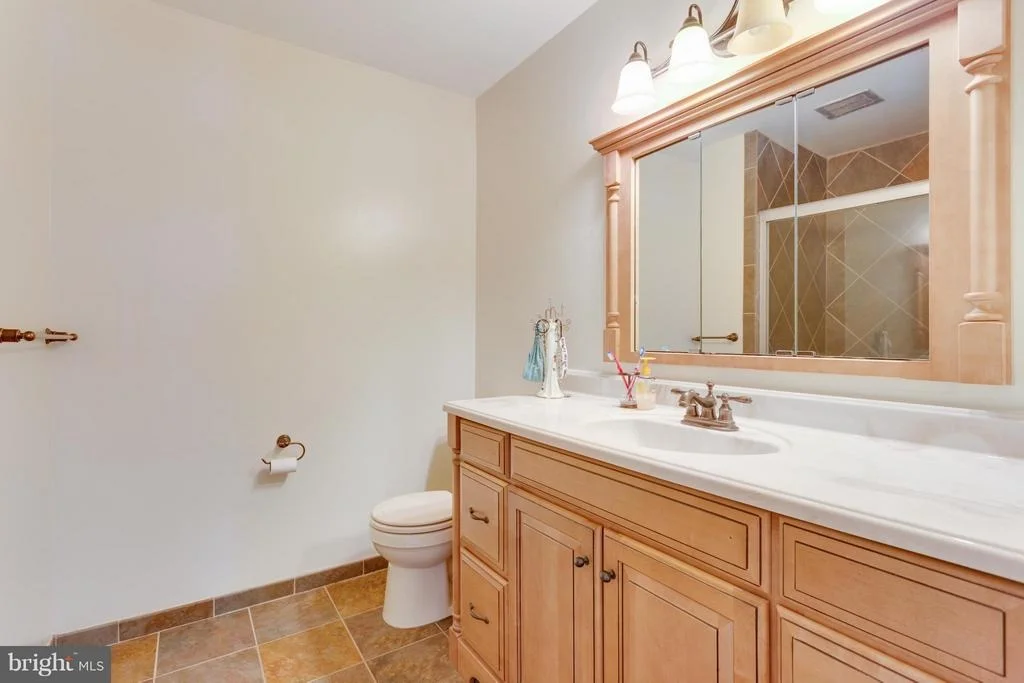 Photo of 16009 WALLINGFORD ROAD