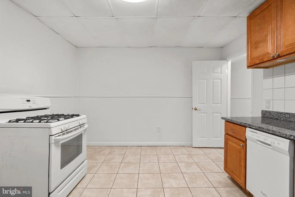 Photo of 11816 KEMP MILL ROAD