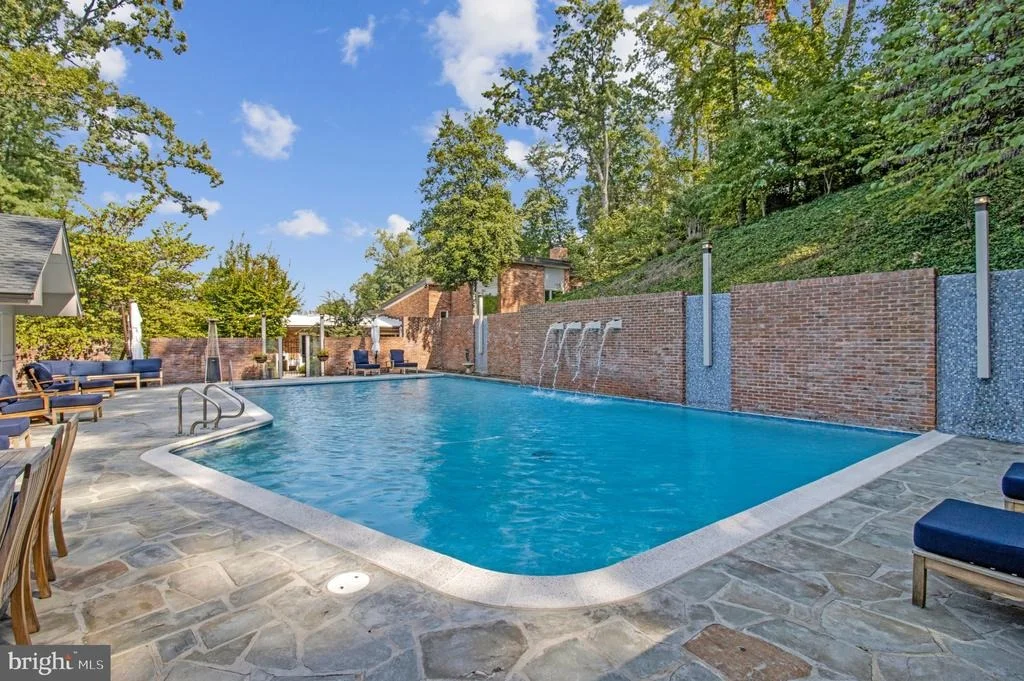Photo of 1753 ARMY NAVY DRIVE