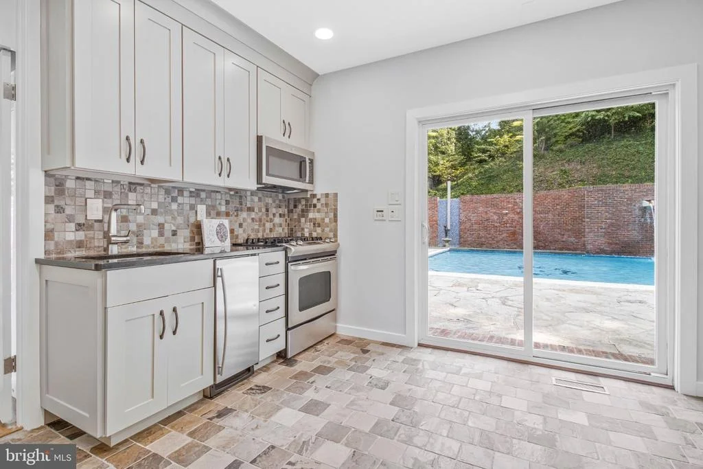 Photo of 1753 ARMY NAVY DRIVE