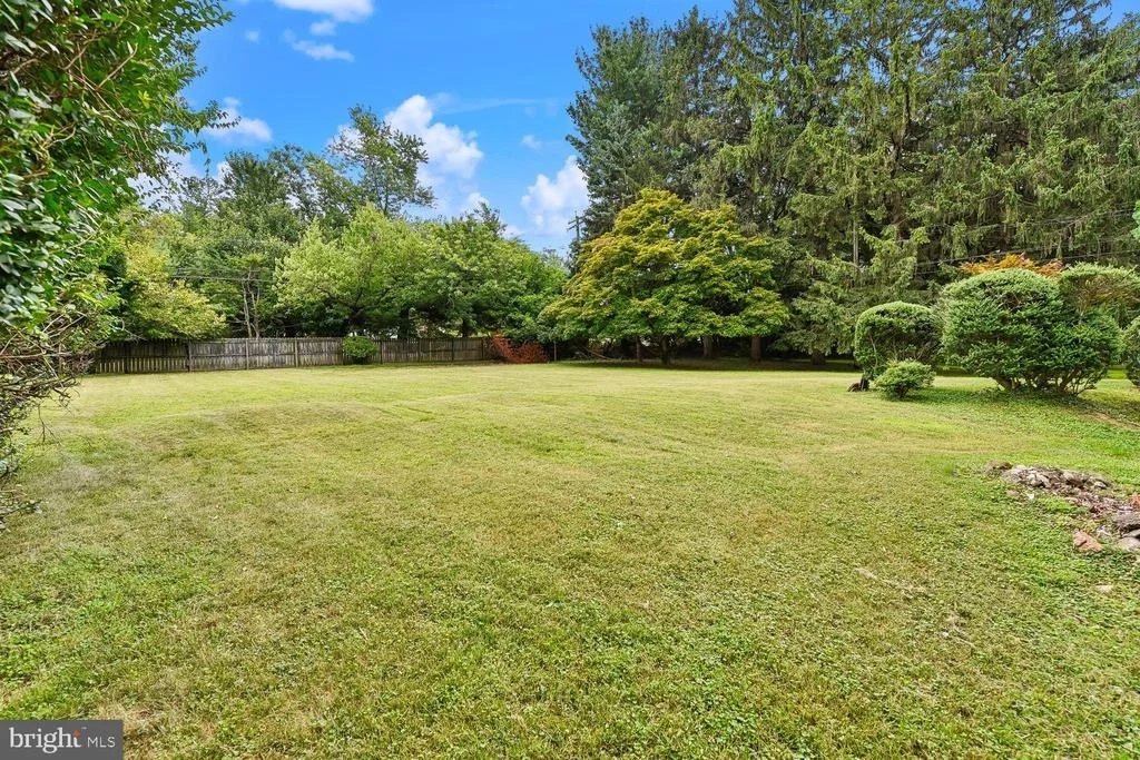 Photo of 7933 STEVENSON ROAD